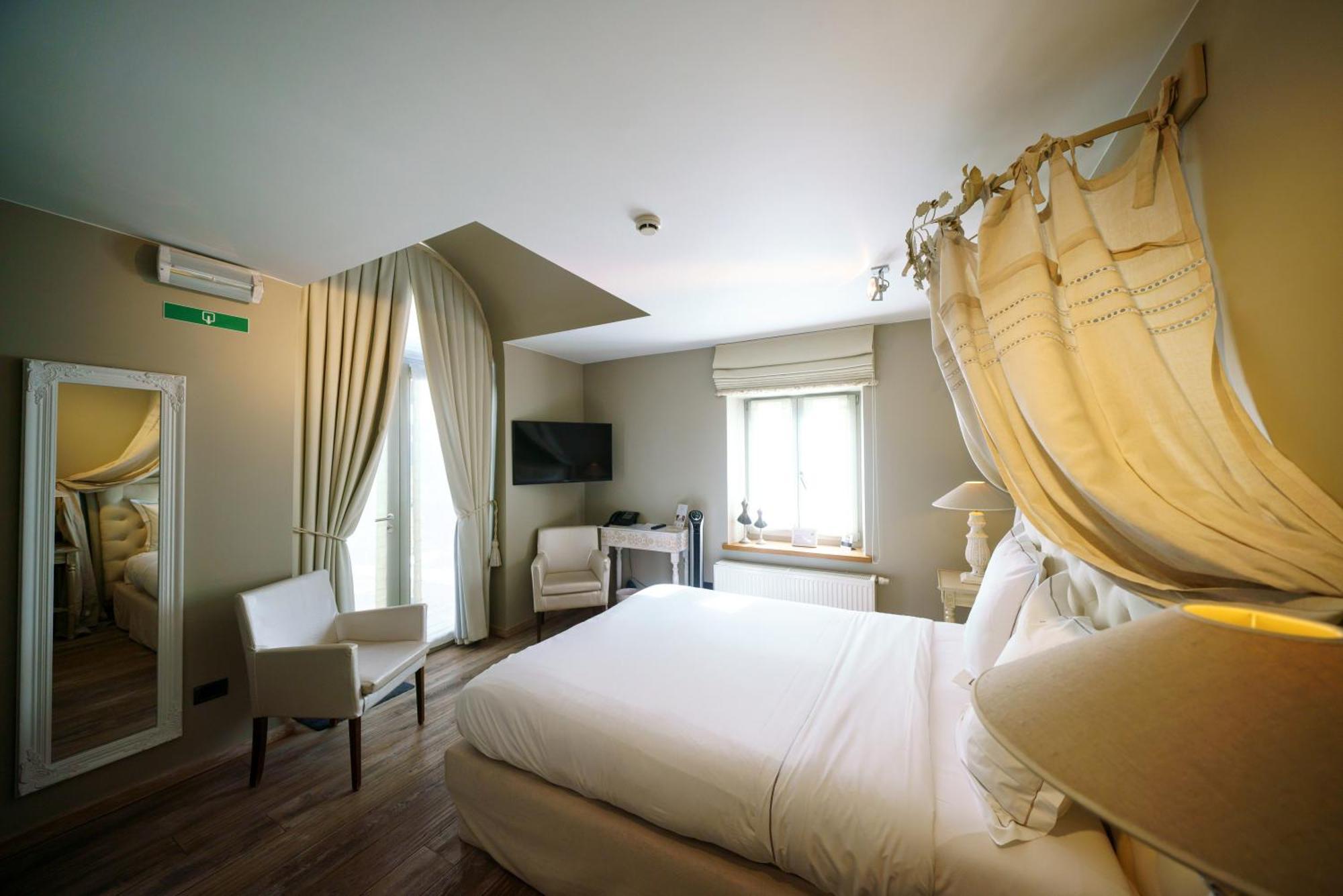 Hotel Saint-Amour ดูร์บี ภายนอก รูปภาพ